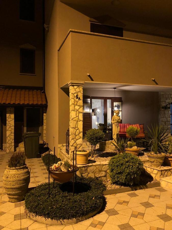 Jurasi Casa Perla Holidays מראה חיצוני תמונה
