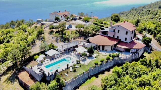 Jurasi Casa Perla Holidays מראה חיצוני תמונה